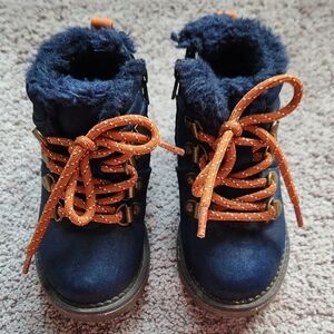 Cat & Jack navy & orange faux fur lined winter boots, baby size 6